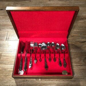 Rogers Stainless Korea "Auberge Scroll" Stanley Roberts Silverware 40 Pieces Vtg